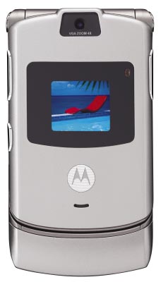 Motorola RAZR V3 closed